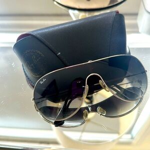 Ray-Ban Sunglasses RB 3250 014/13G Small Classic Shades